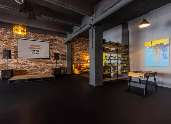 Техническое оборудование и интерьер Лофт Порт